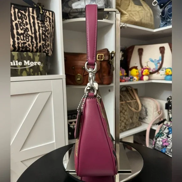 Coach Teri with Bow Print Shoulder Bag - Picture 5 of 9